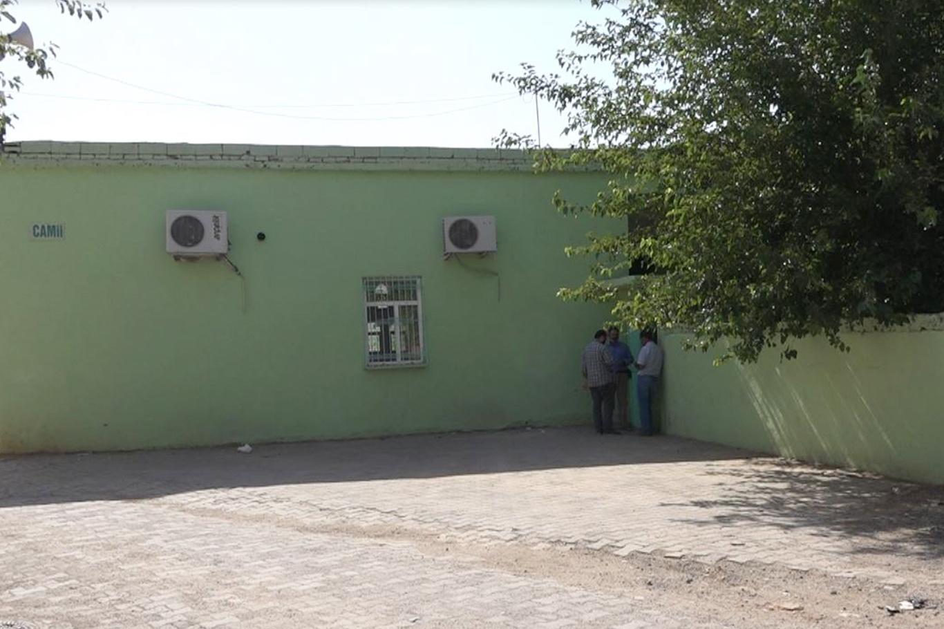 15 Temmuz gecesi sala okuyan imam bıçaklı saldırıya uğradı 15 Temmuz gecesi sala okuyan imam bıçaklı saldırıya uğradı